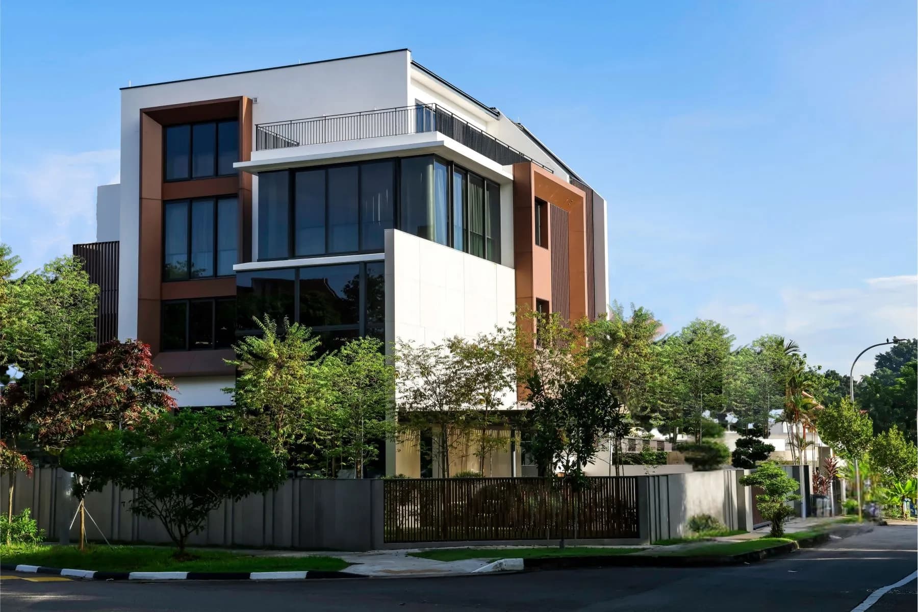 Independent Villa with Garden